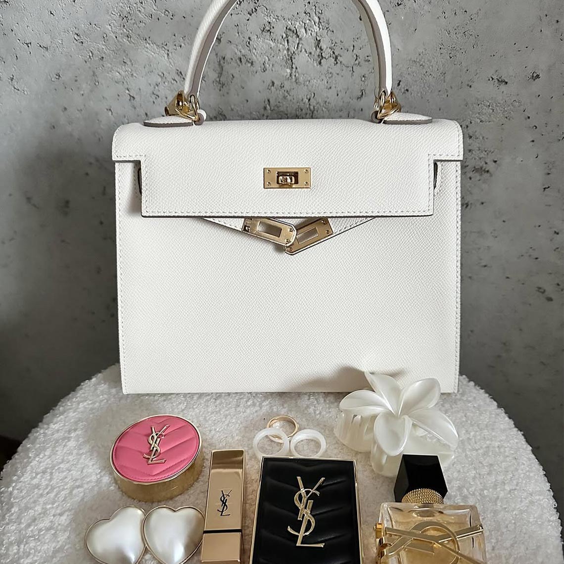 Classic Luxury Handbag for Women | Celebrity's Bags