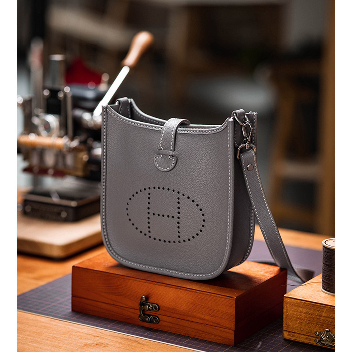 Grey Evelyne Bag | How to make a Hermes Bag | POPSEWING™